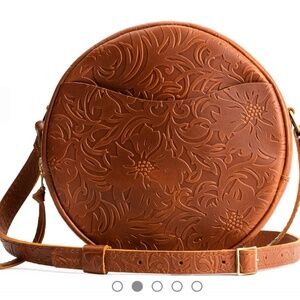 Portland Leather Goods Large Circle Crossbody in Meadow